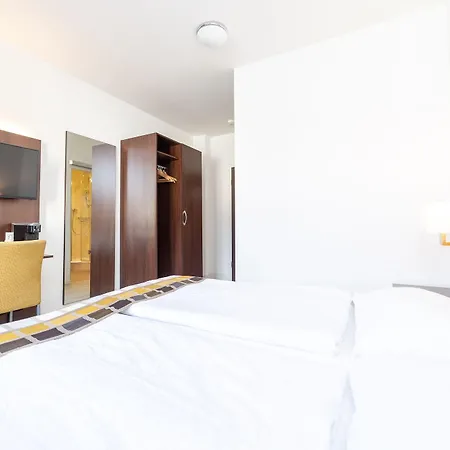 Rheinfelderhof Hotel 2*
