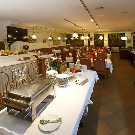 Hotel Rheinfelderhof 2*