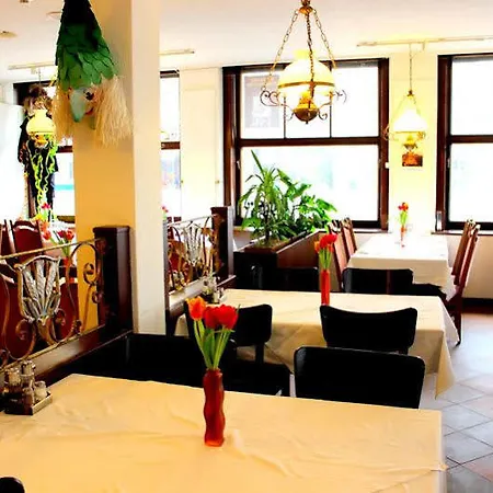 Hotel Rheinfelderhof 2*